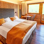 Hotel Alpenbad Hohenhaus 4*