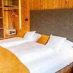 Hotel Alpenbad Hohenhaus Tux