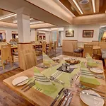 Alpenbad Hohenhaus 4*