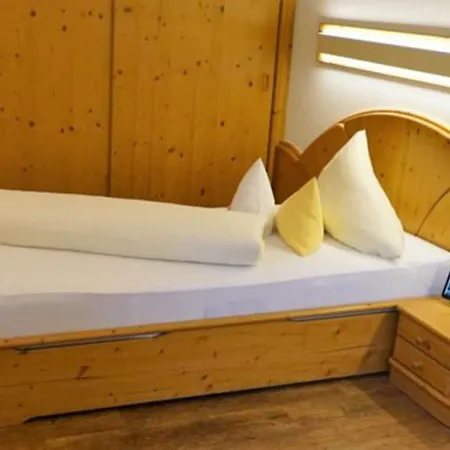 Alpenbad Hohenhaus 4* Tux