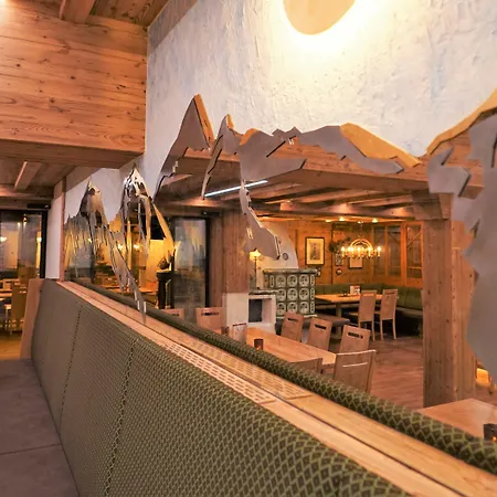 Alpenbad Hohenhaus Tux