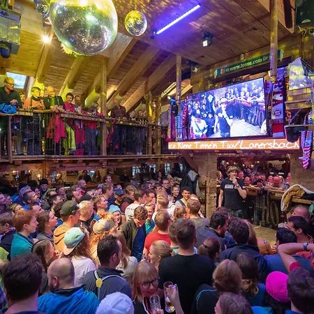 欧派拜德亨豪斯酒店 酒店 图克斯