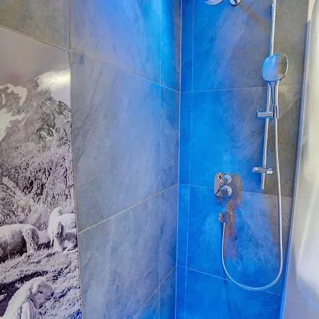 Hotel Alpenbad Hohenhaus Tux