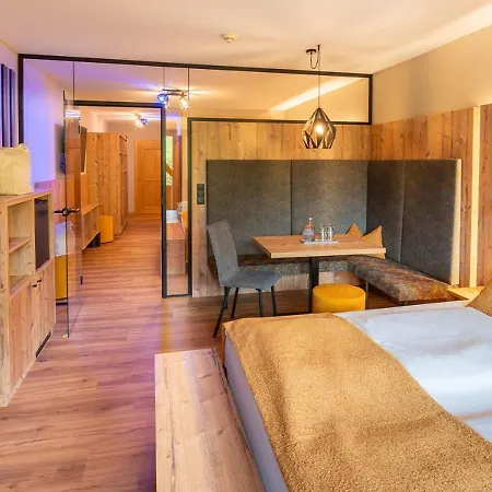 欧派拜德亨豪斯酒店 4* 图克斯