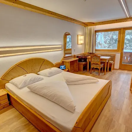 Alpenbad Hohenhaus Hotel 4*