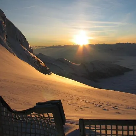 Hotel Alpenbad Hohenhaus 4*