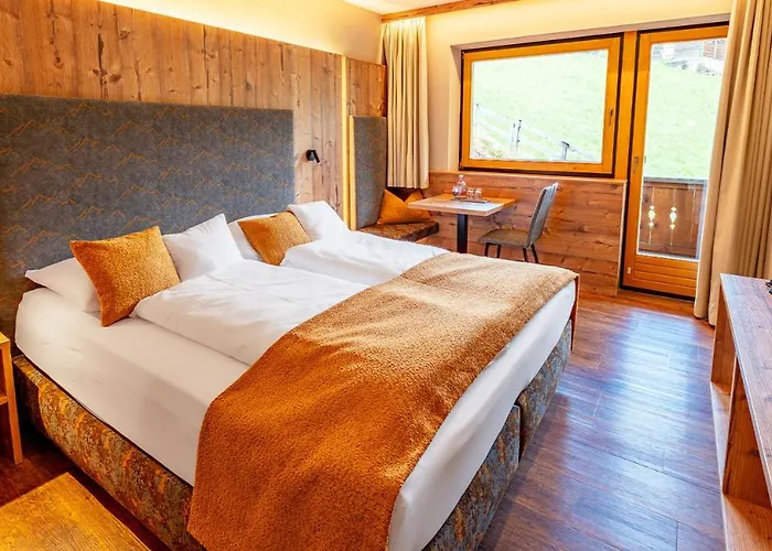 Ξενοδοχείο Alpenbad Hohenhaus 4*