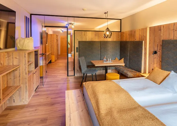 Alpenbad Hohenhaus 4* Tux