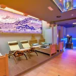 Hotel Alpenbad Hohenhaus Tux