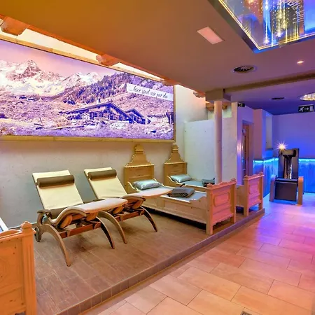 Hotell Alpenbad Hohenhaus Tux