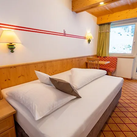 Alpenbad Hohenhaus Szálloda